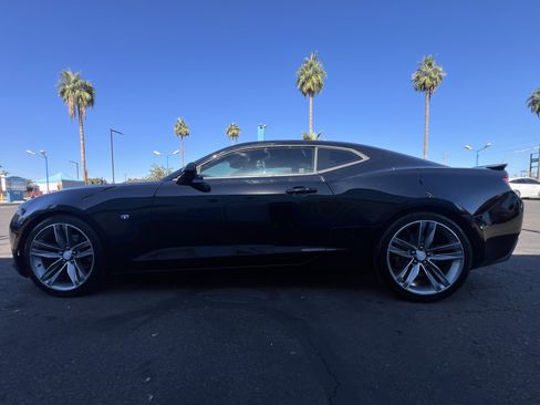 Used 2017 Chevrolet Camaro LT image 6