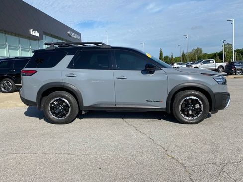 Used 2024 Nissan Pathfinder Rock Creek AWD/4WD image 8
