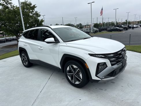 Used 2025 Hyundai Tucson SEL FWD image 17