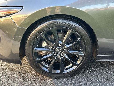 Used 2019 MAZDA MAZDA3 AWD Hatchback w/ Premium Pkg image 10
