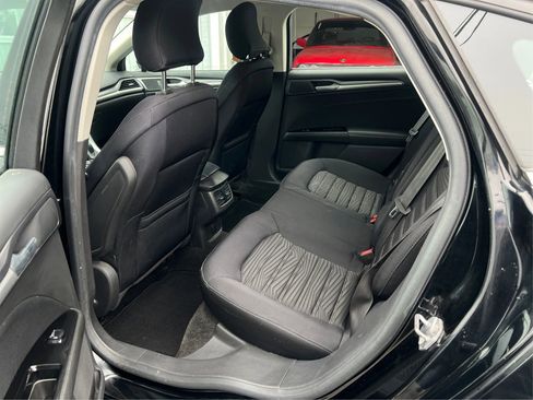 Used 2016 Ford Fusion SE image 13