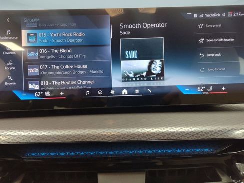 Used 2025 BMW i4 xDrive40i w/ Parking Assistance Package image 22