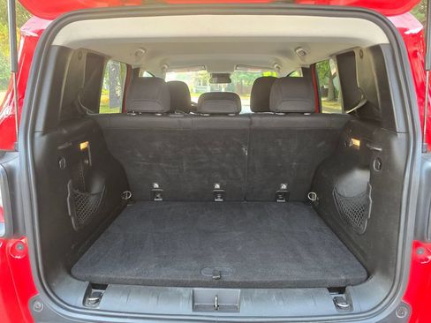 Used 2017 Jeep Renegade Trailhawk AWD/4WD image 20