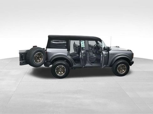 New 2025 Ford Bronco 4-Door image 41