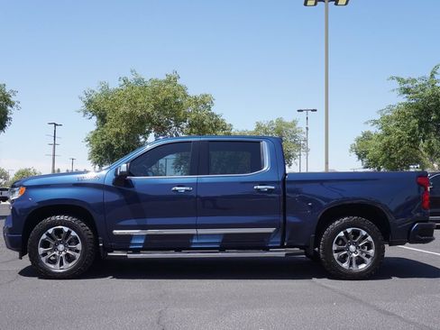 Certified 2023 Chevrolet Silverado 1500 High Country AWD/4WD image 2