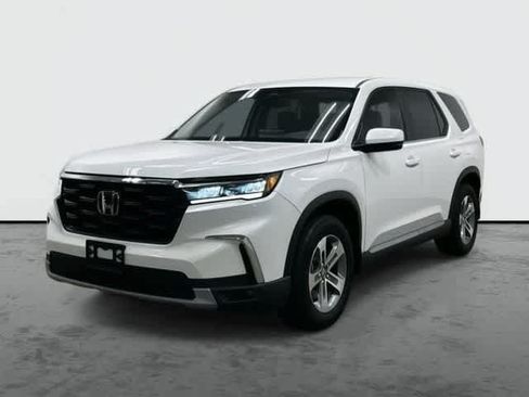 Used 2025 Honda Pilot EX-L image 1