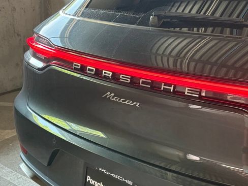 Used 2021 Porsche Macan AWD/4WD image 14