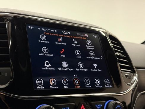 Used 2021 Jeep Grand Cherokee Limited image 18