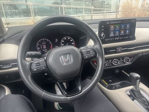 Used 2023 Honda HR-V EX-L image 5
