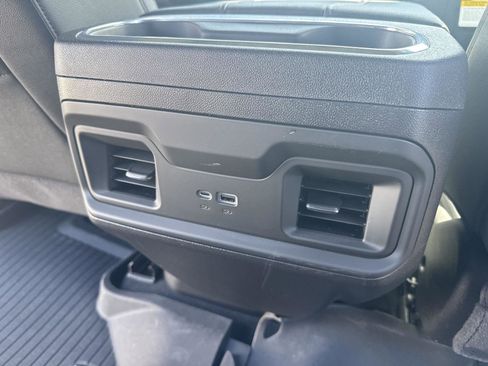 Used 2026 Chevrolet Silverado 1500 LT Trail Boss w/ LT Trail Boss Premium Package AWD/4WD image 12