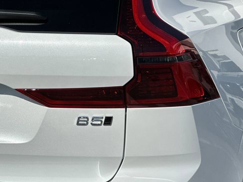 New 2026 Volvo XC60 B5 Plus w/ Climate Package image 7