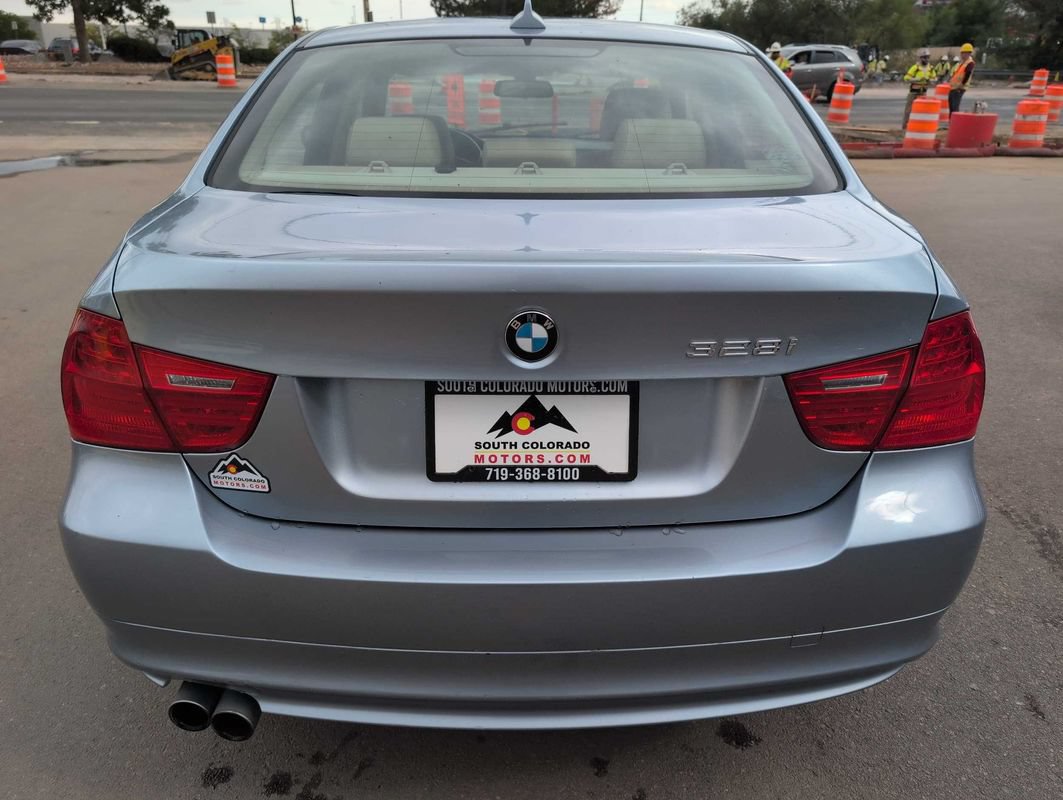 Used 2009 BMW 328i xDrive Sedan AWD/4WD image 6