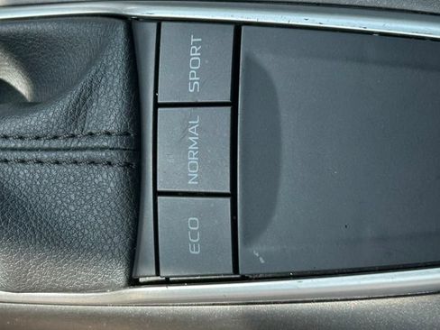 Used 2024 Toyota Camry LE FWD image 24