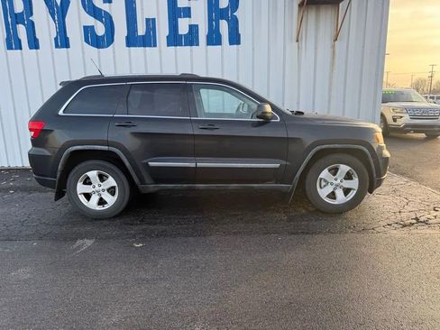 Used 2011 Jeep Grand Cherokee Laredo image 8
