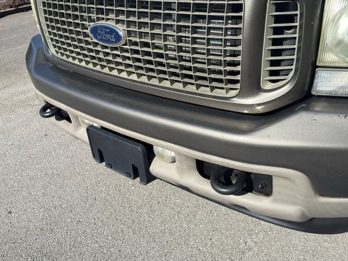 Used 2003 Ford Excursion Limited image 12