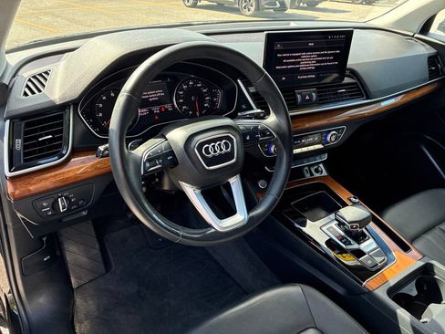 Used 2023 Audi Q5 2.0T Premium w/ Convenience Package AWD/4WD image 14