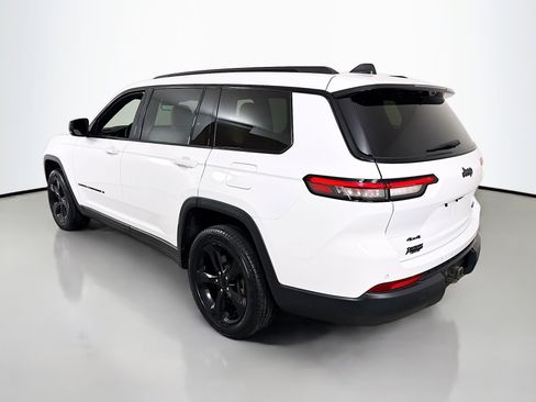 Used 2023 Jeep Grand Cherokee L Limited w/ Luxury Tech Group II image 5