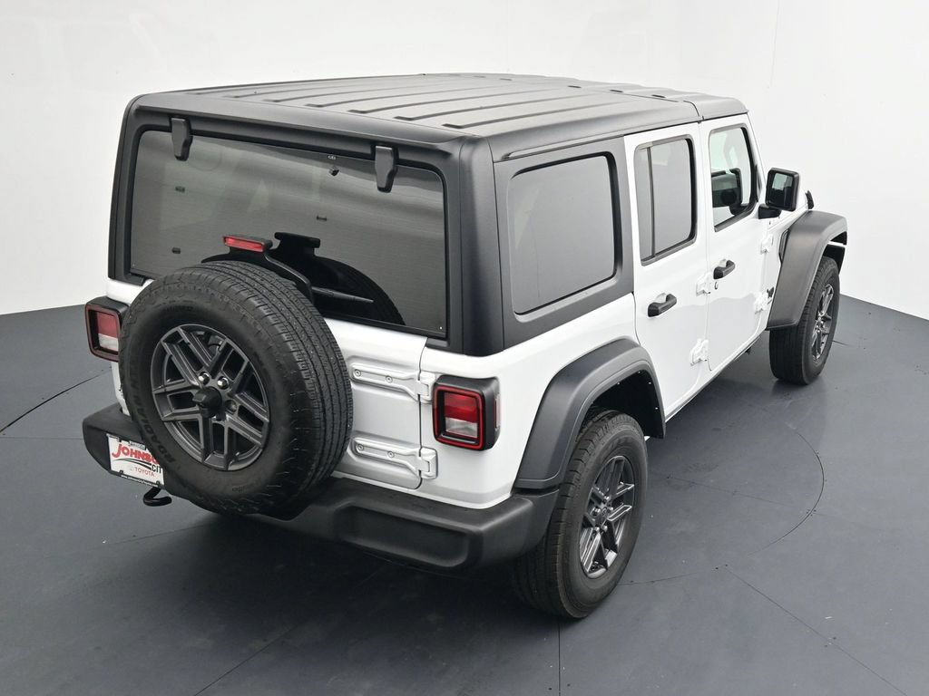 Used 2024 Jeep Wrangler Unlimited Sport AWD/4WD image 30