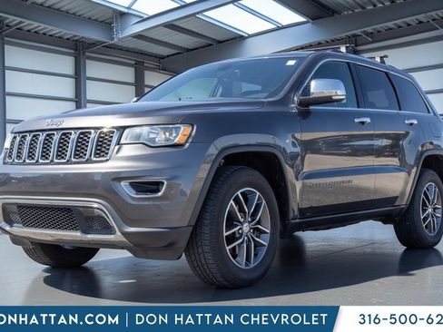 Used 2017 Jeep Grand Cherokee Limited AWD/4WD image 1