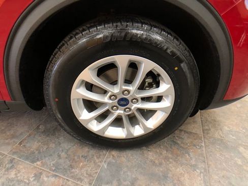 Certified 2020 Ford Escape SE AWD/4WD image 9