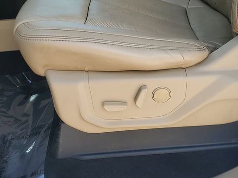 Certified 2021 Ford F250 Lariat w/ Lariat Value Package image 17