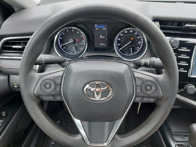 Used 2020 Toyota Camry LE FWD image 20