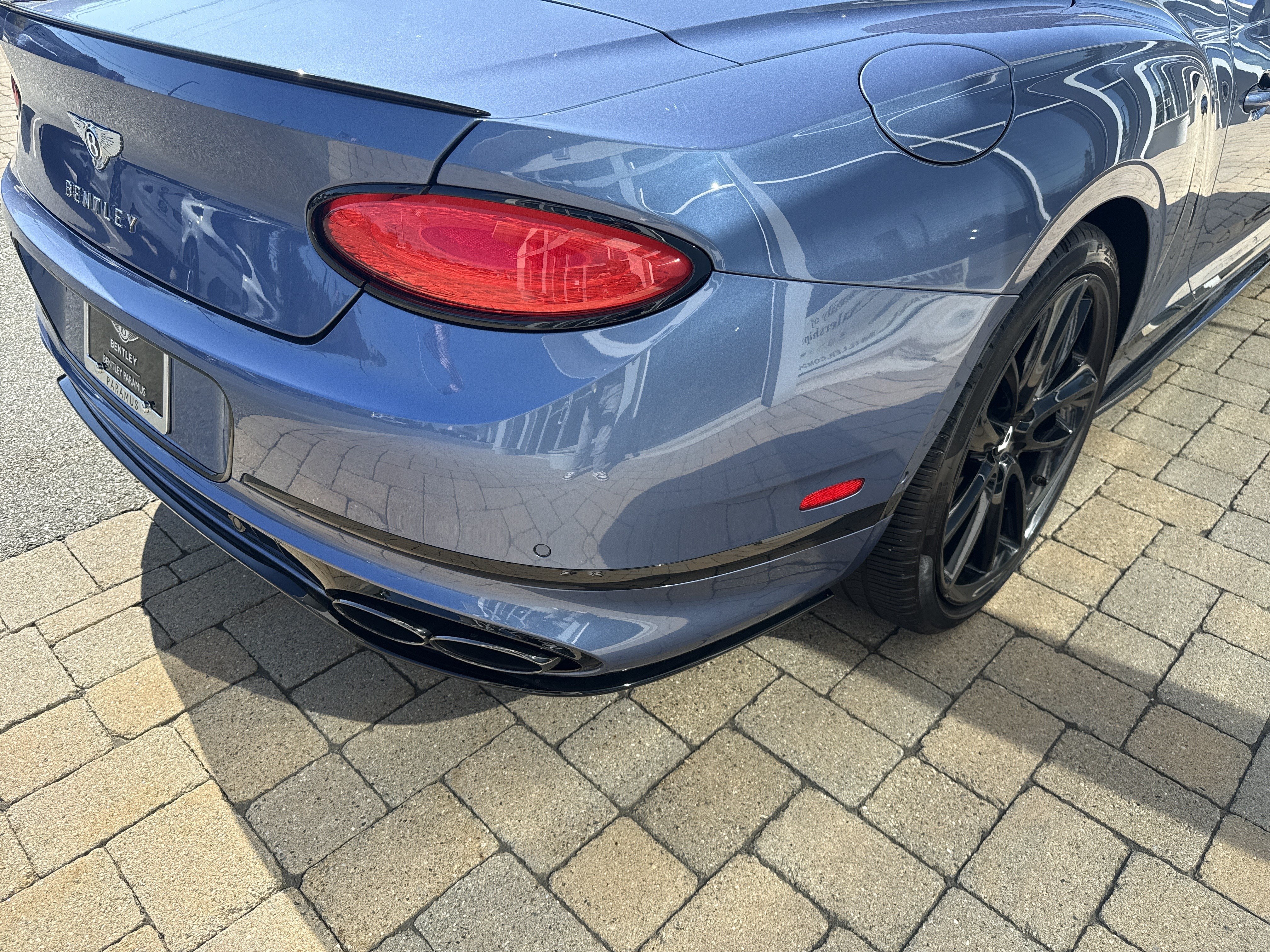 Used 2022 Bentley Continental GT AWD/4WD image 31