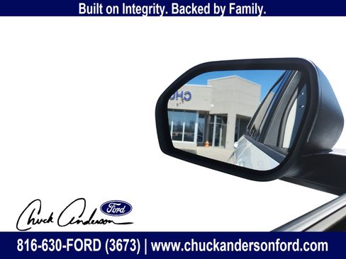 New 2026 Ford Explorer Active AWD/4WD image 13