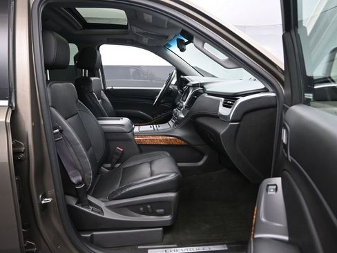 Used 2016 Chevrolet Tahoe LTZ AWD/4WD image 29