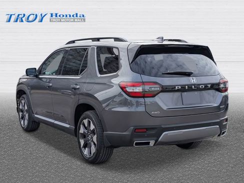 New 2026 Honda Pilot Elite image 3