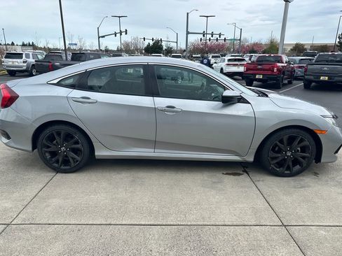 Used 2021 Honda Civic Sport image 5