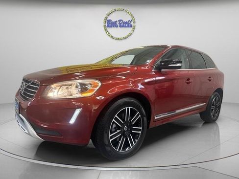 Used 2017 Volvo XC60 T5 Dynamic w/ Preferred Option Package AWD/4WD image 1