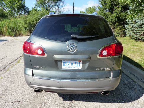 Used 2011 Buick Enclave CXL FWD image 7