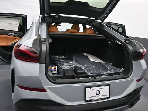 New 2027 BMW X6 xDrive40i AWD/4WD image 18