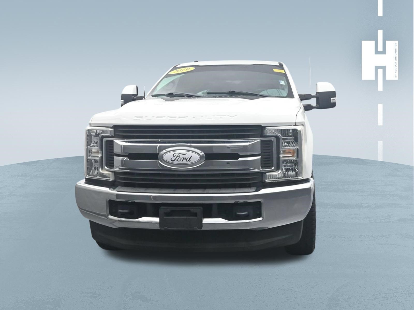 Used 2019 Ford F250 XLT AWD/4WD image 2