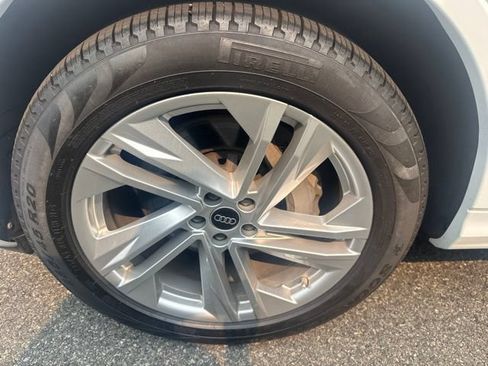 Used 2023 Audi Q7 3.0T Premium Plus AWD/4WD image 4