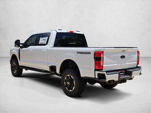 New 2026 Ford F250 XLT w/ XLT Premium Package AWD/4WD image 8