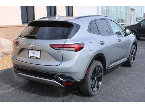 Used 2023 Buick Envision Essence w/ Technology Package I image 3