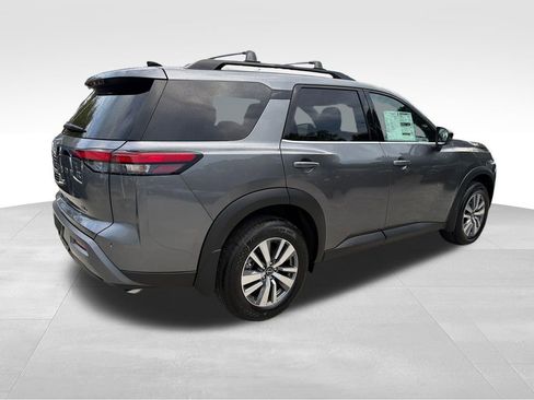 New 2026 Nissan Pathfinder SL FWD image 8