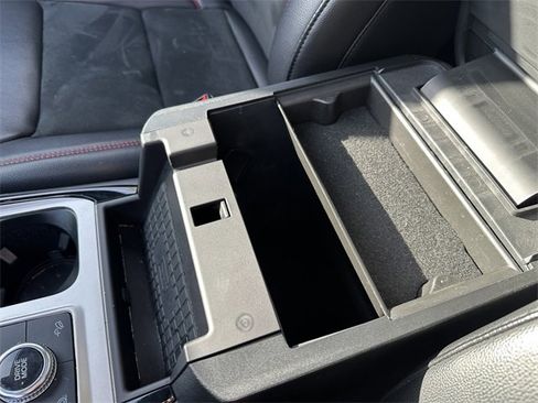 Certified 2023 Ford Explorer ST-Line w/ Class IV Trailer Tow Package image 26