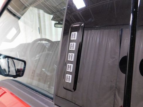 Used 2023 Ford F150 Lightning XLT image 17