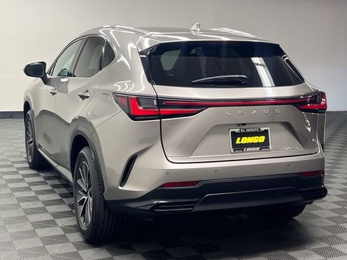 Used 2025 Lexus NX 250 FWD image 7