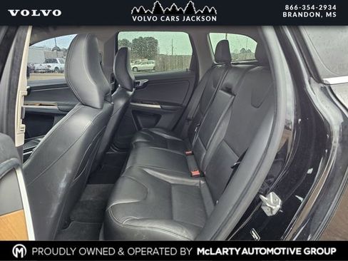 Used 2017 Volvo XC60 T5 Inscription w/ Advanced Package image 16