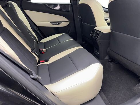 Used 2024 Lexus NX 250 FWD image 39