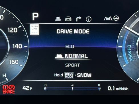 Used 2024 Kia Niro Wave image 14