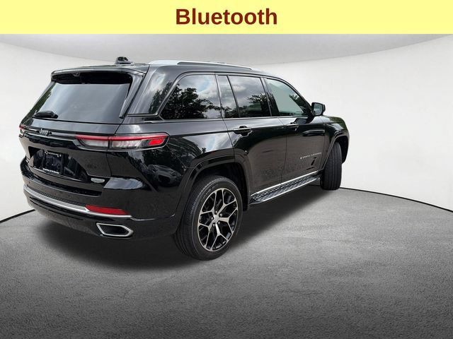 Used 2022 Jeep Grand Cherokee Summit AWD/4WD image 10