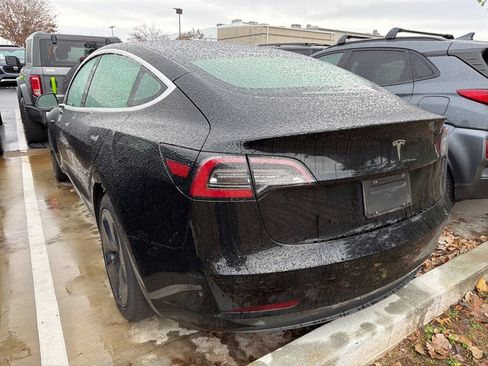 Used 2019 Tesla Model 3 Mid Range image 4