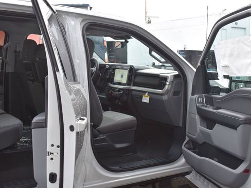 New 2026 Ford F250 XLT w/ XLT Premium Package image 15