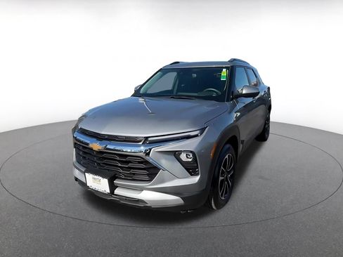 Used 2025 Chevrolet TrailBlazer LT FWD image 5
