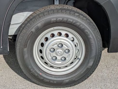 New 2026 RAM ProMaster 2500 w/ Premium Convenience Group FWD image 8